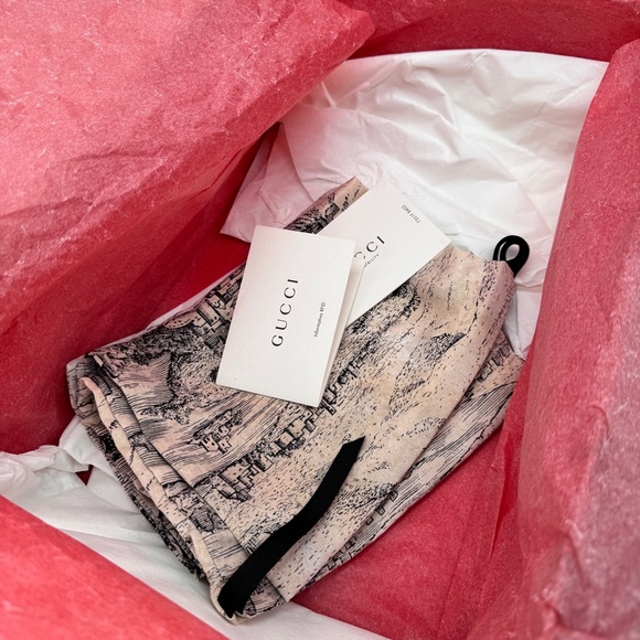 GUCCI Men’s Ultrapace Tejus Lux Calf - Picture 16 of 16